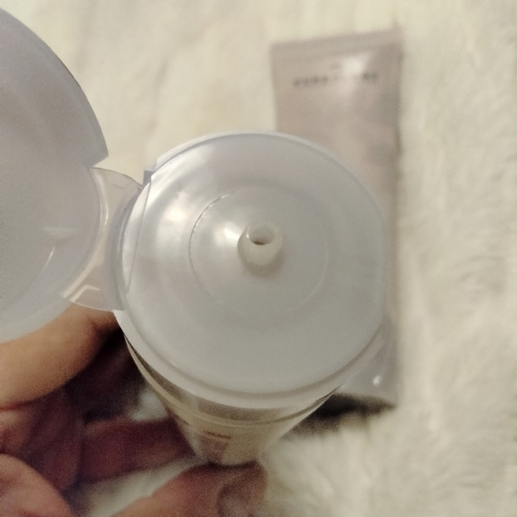 Pureology Shine Bright Taming Serum 💜 - Picture 2 of 9